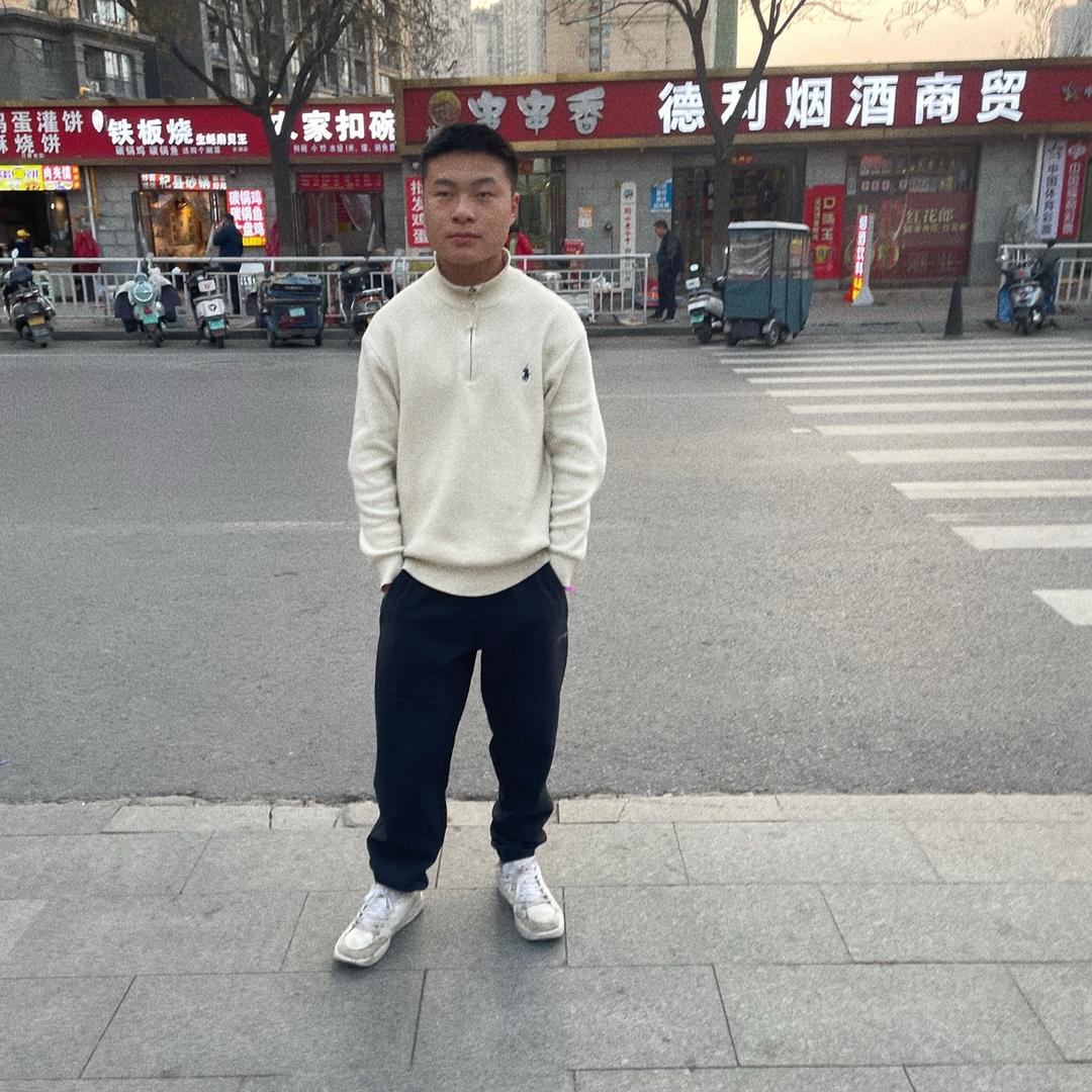 痞帅男孩