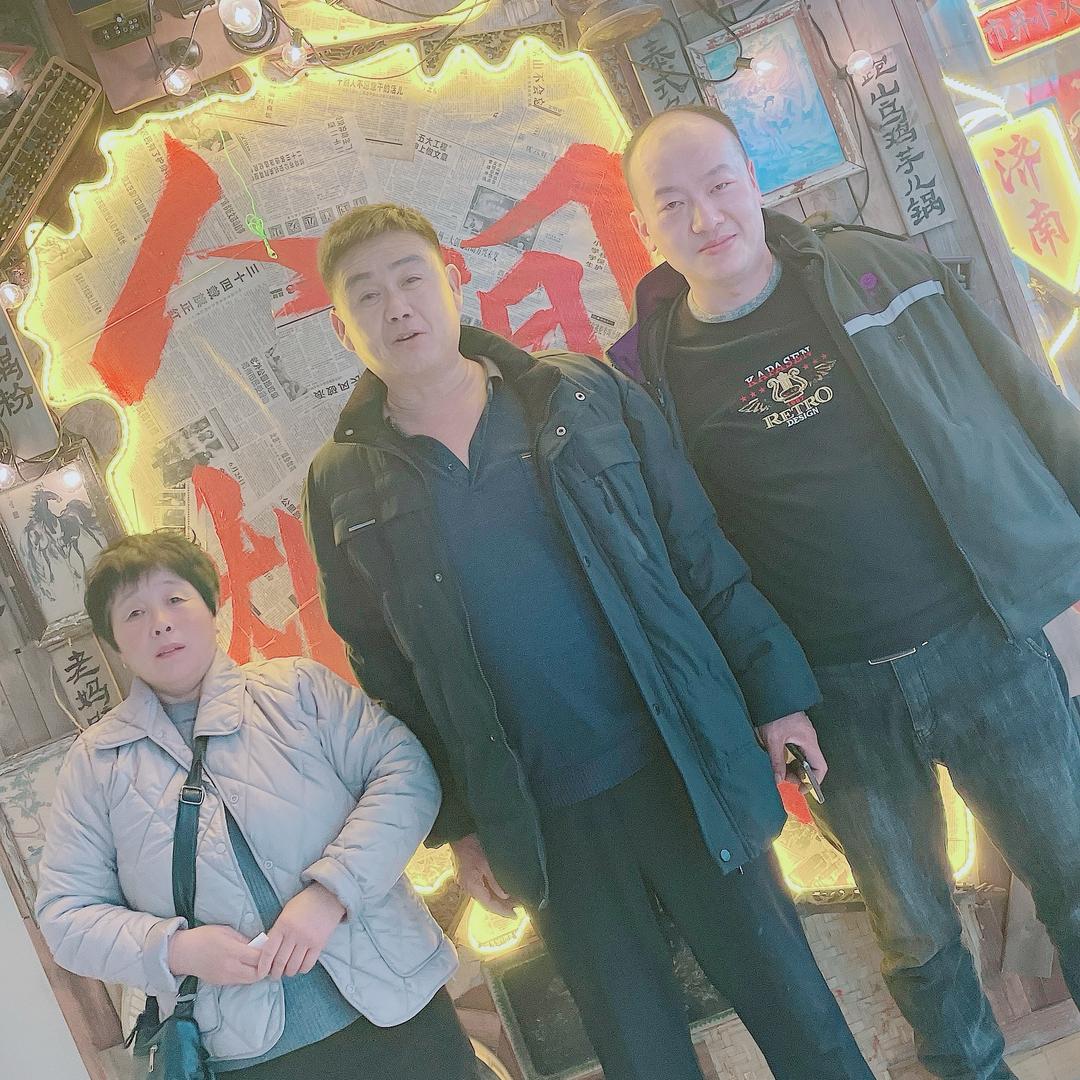 AA龙运理发店