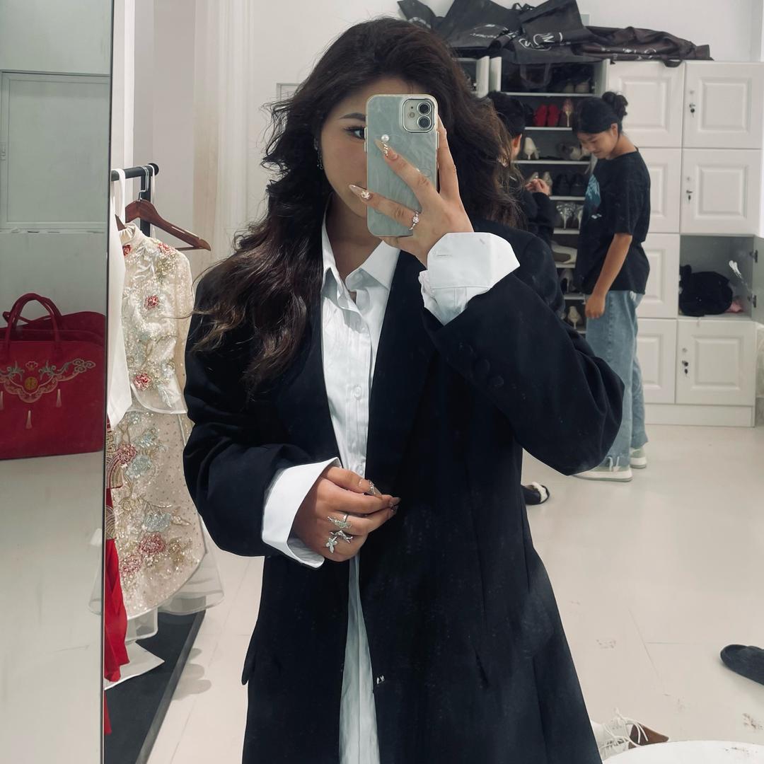 H.涵-