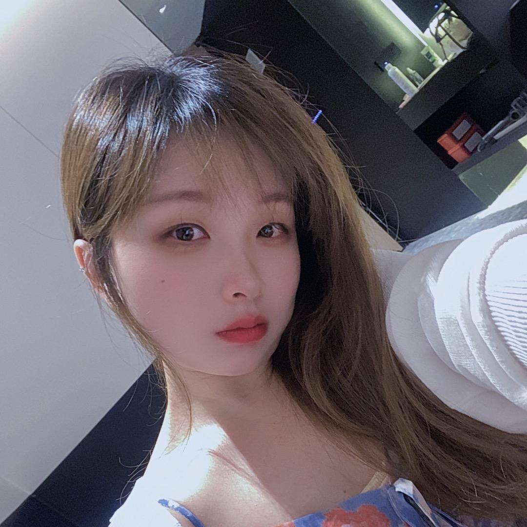 凌子☘️