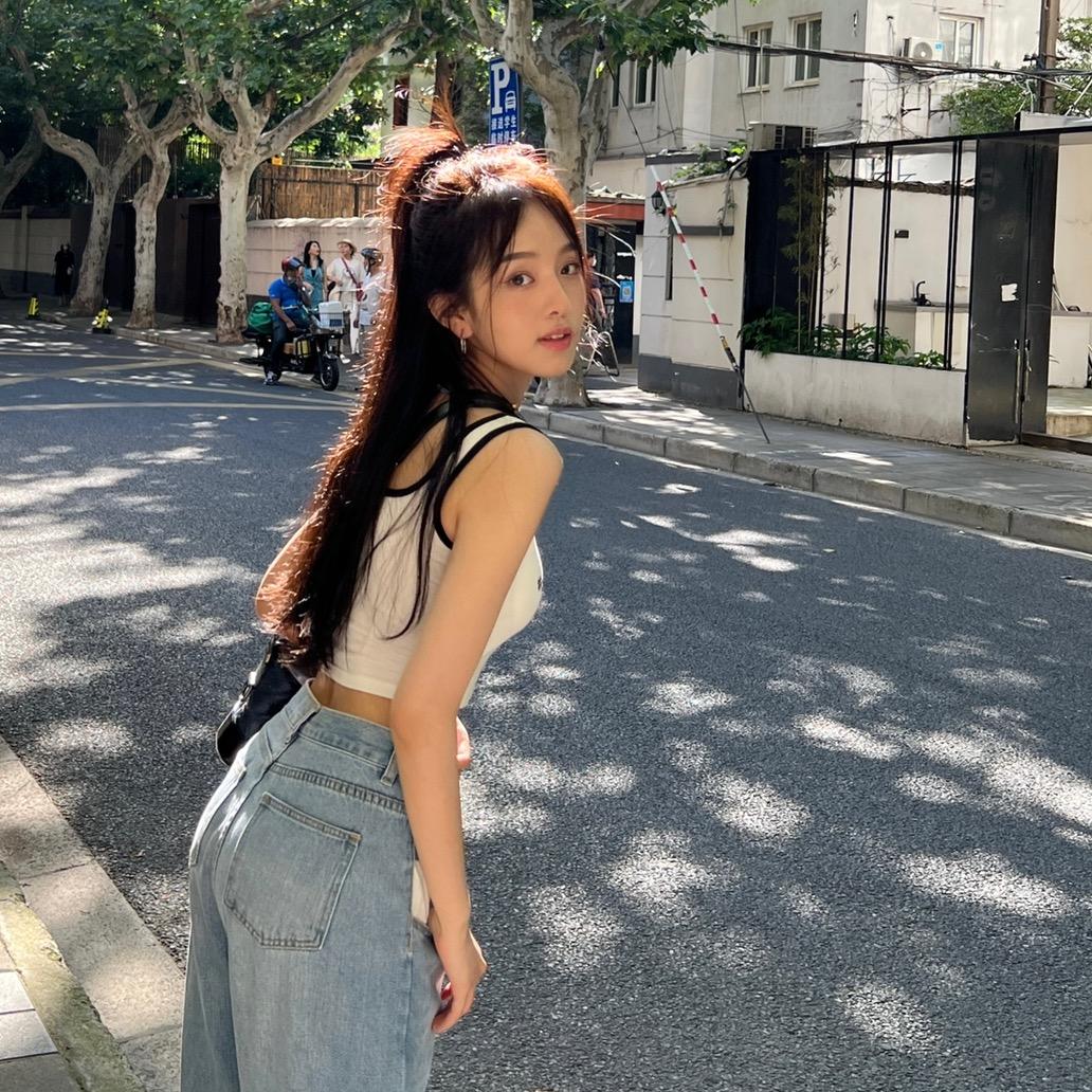 欣欣欣欣