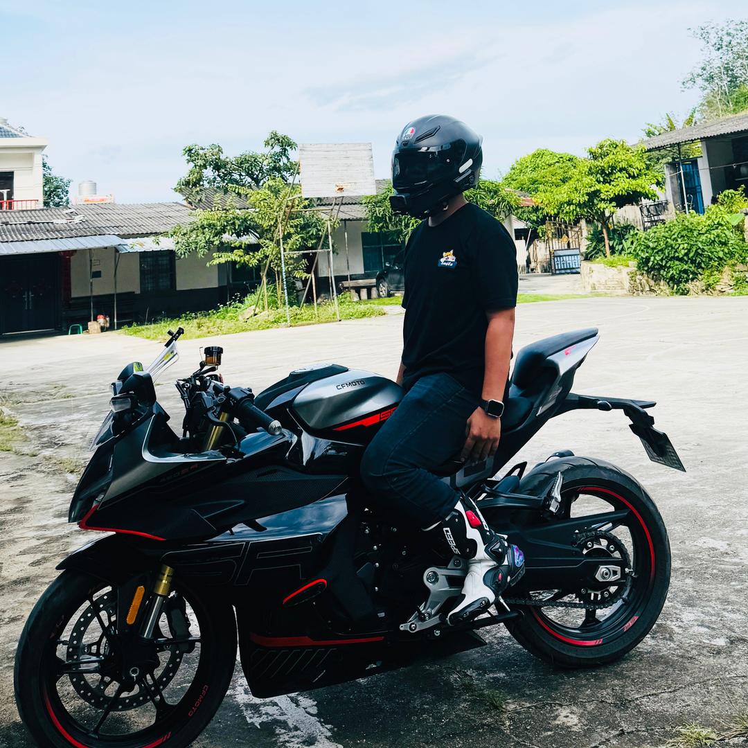 钓鱼的摩托佬🐟