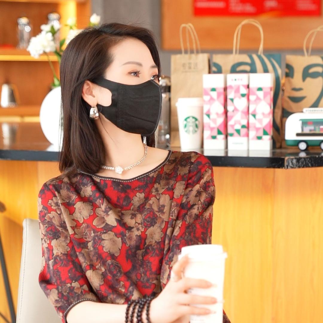 青青老板娘