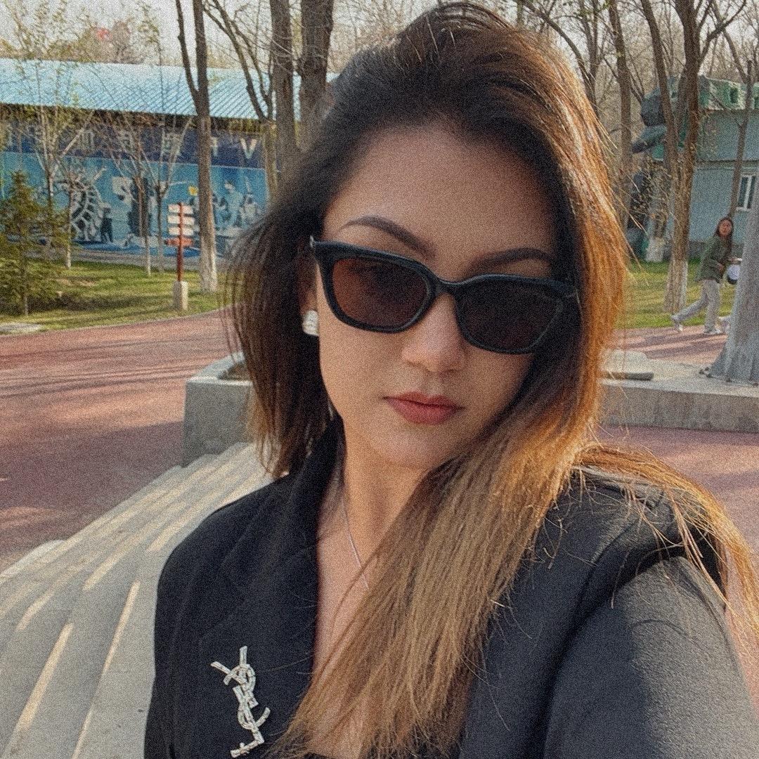 凯丽的日常朋友圈