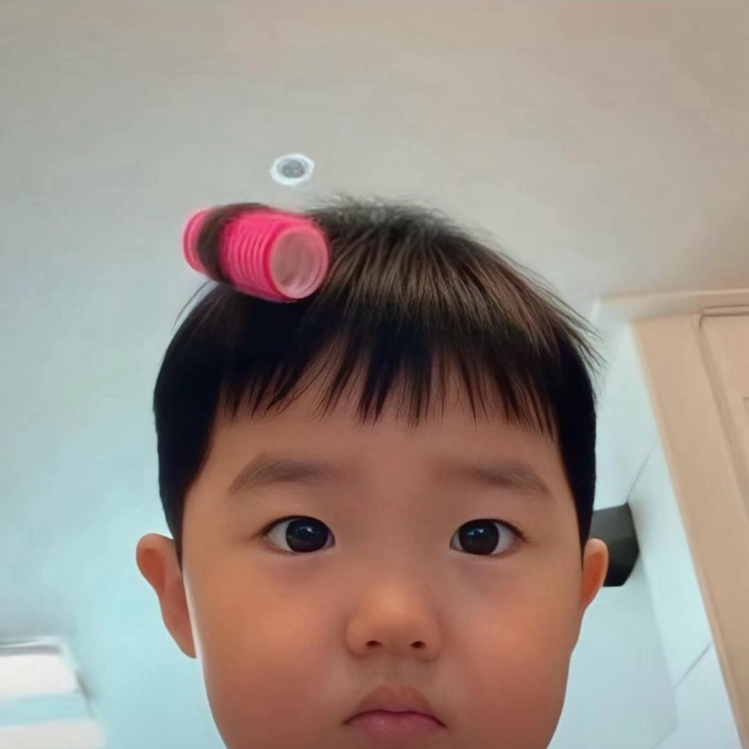 @小周
