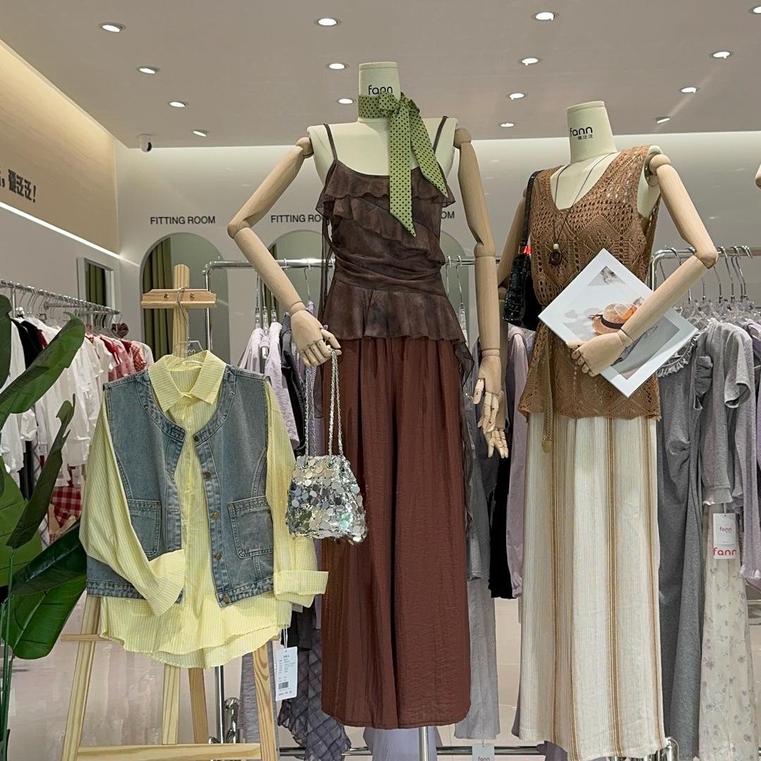 嘿泛泛女装-巧家店