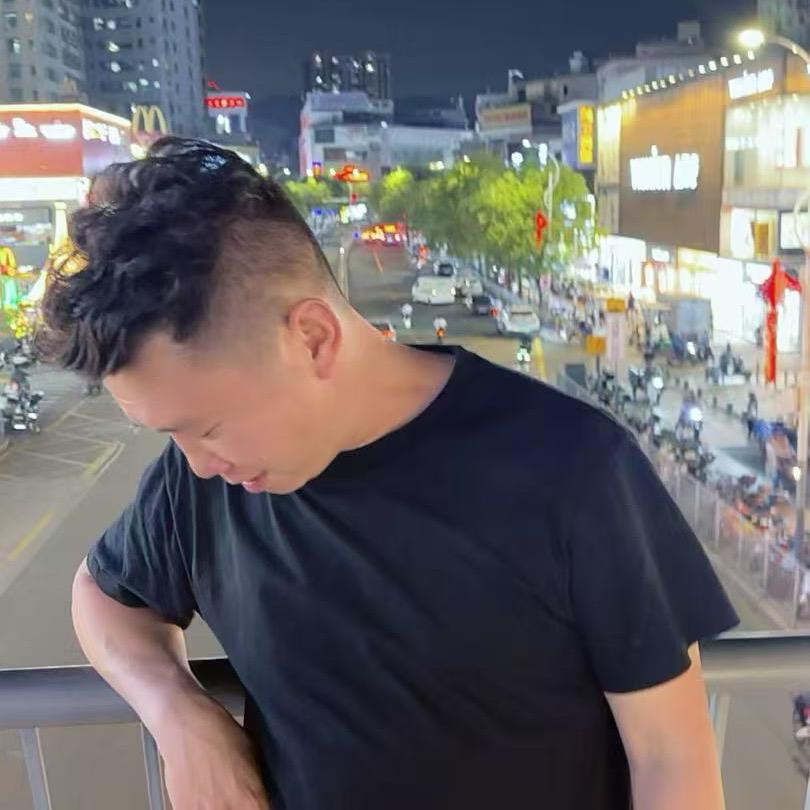 鹏安驾校深圳石岩-屈教练