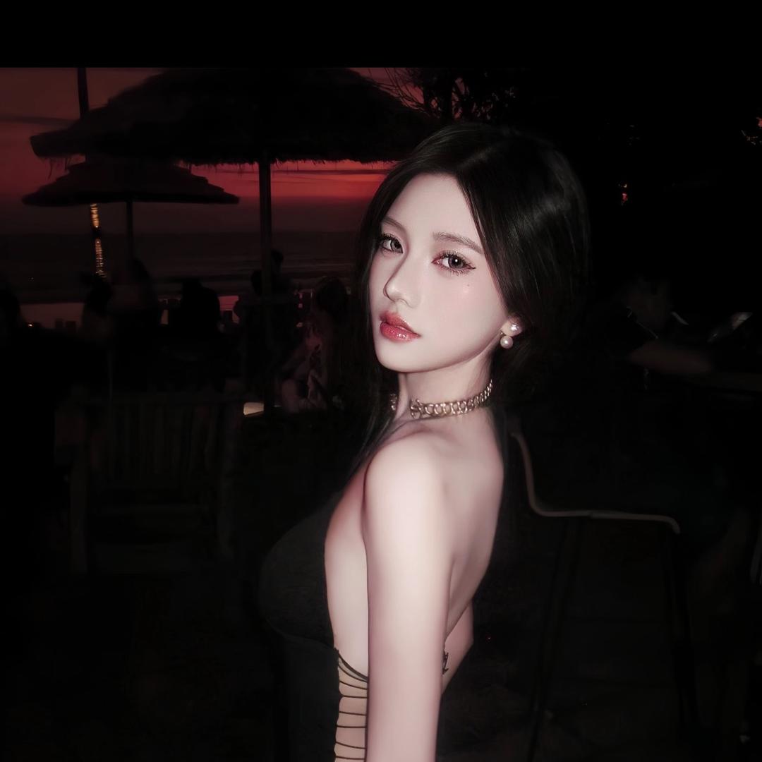 𝑬𝒔𝒕𝒓𝒖𝒔.