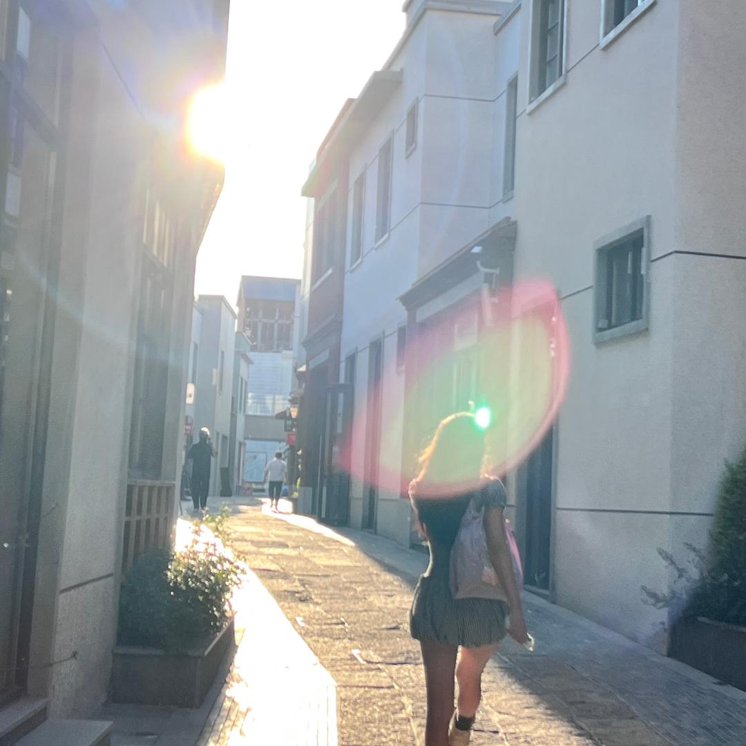 麦㐻姆鱿鱼徐