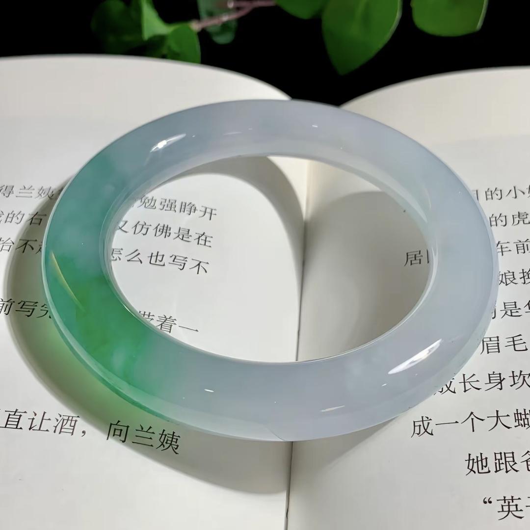 缅翡手镯甄选店