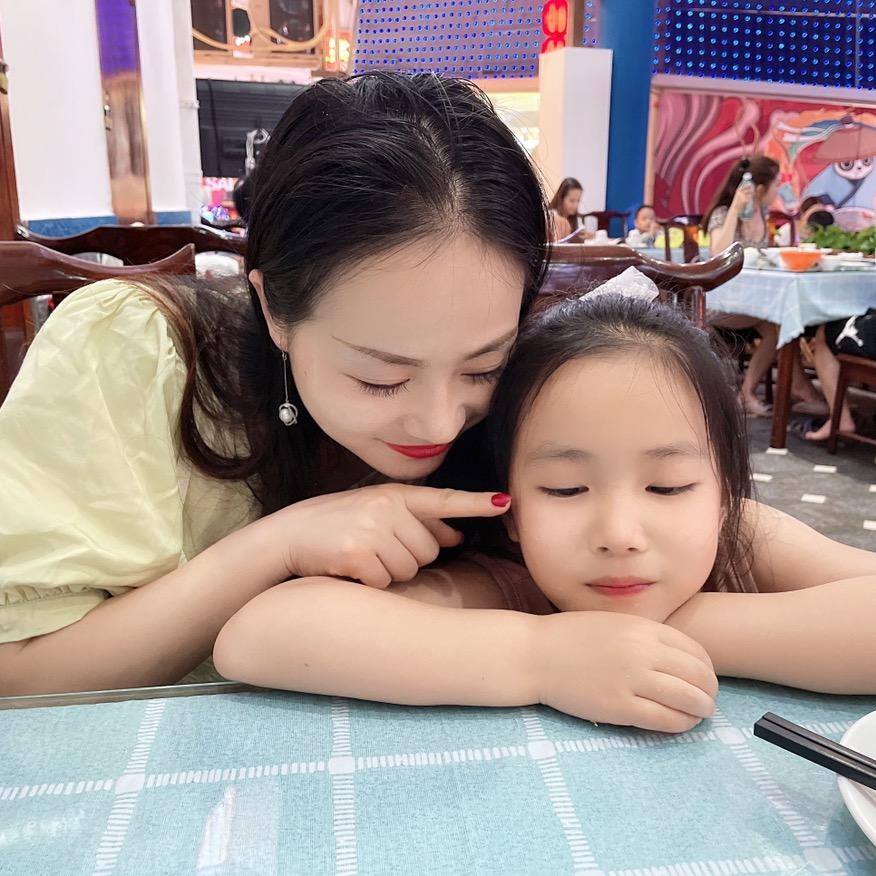 六宝妈妈（姗姗）