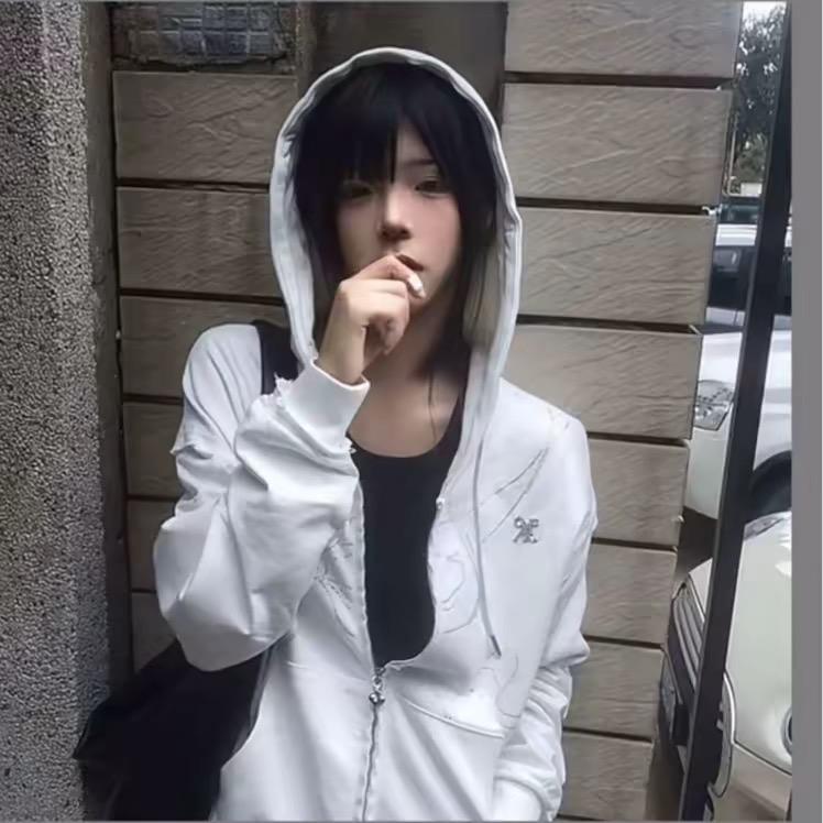 不吃香菜-
