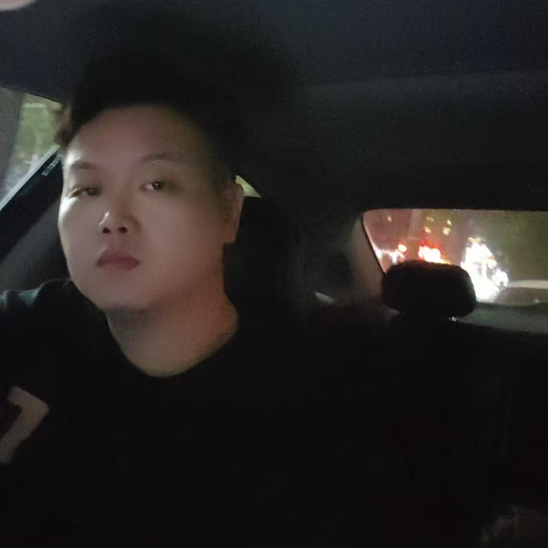 欧凡  吴健