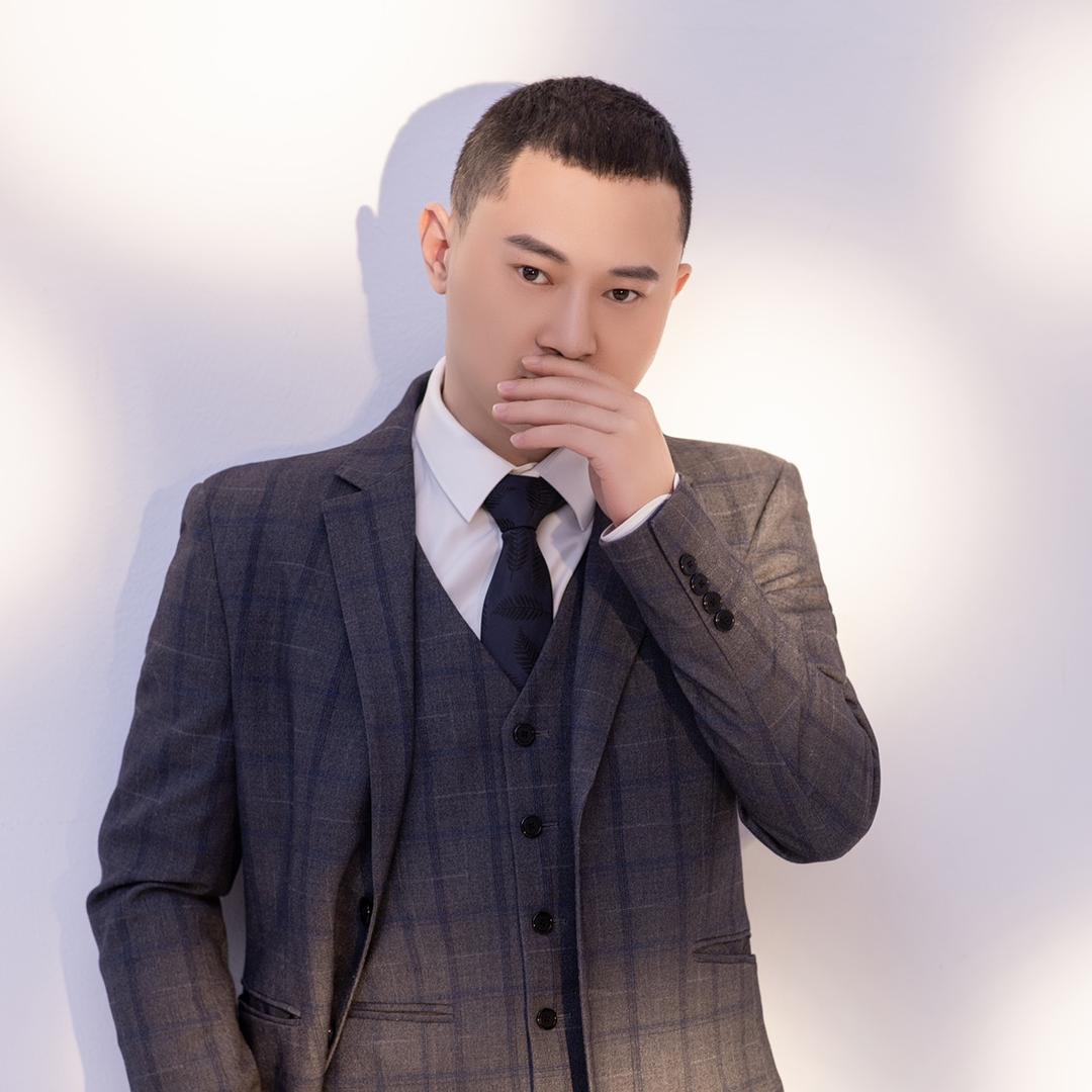 焕彩尚米雅美学勇哥眉形设计