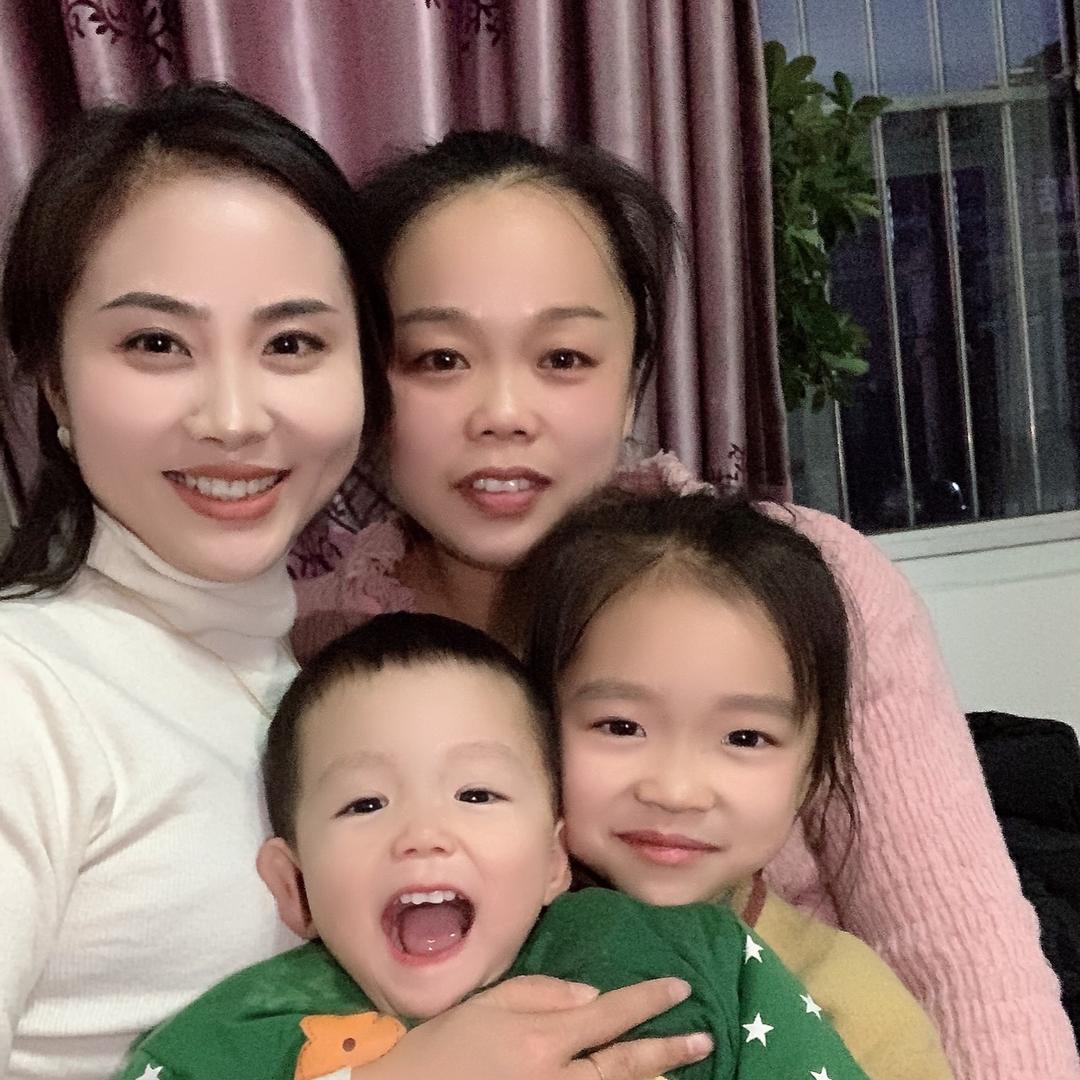 小美嫂子的日常生活