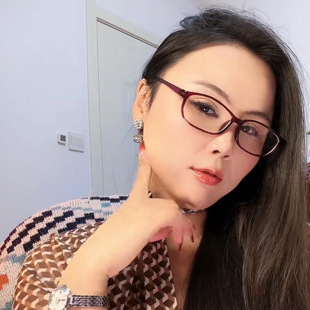 小李不嘻嘻