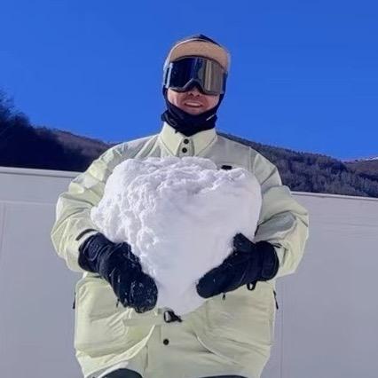 达子❤️滑雪（广融）