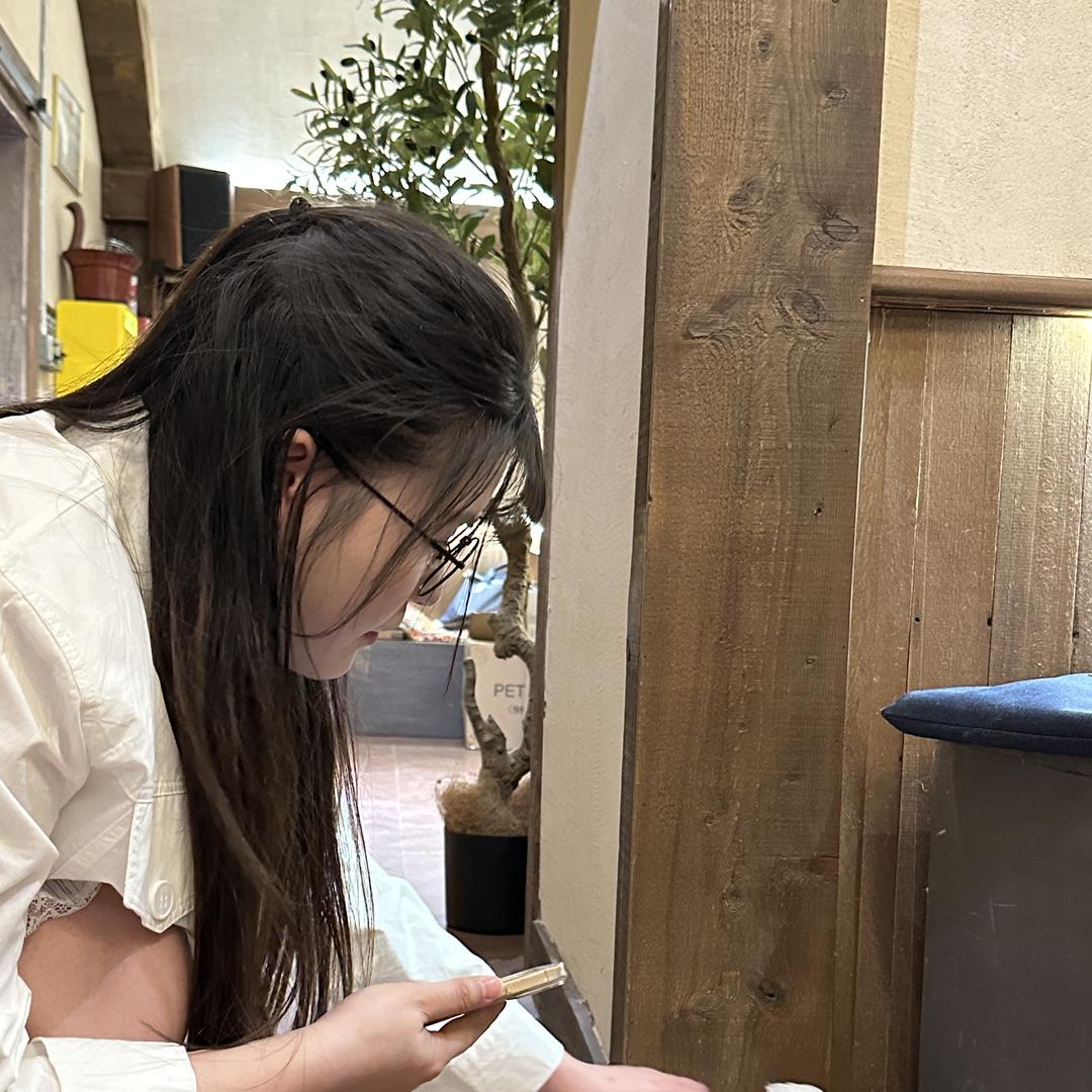 肆晓围巾工厂店