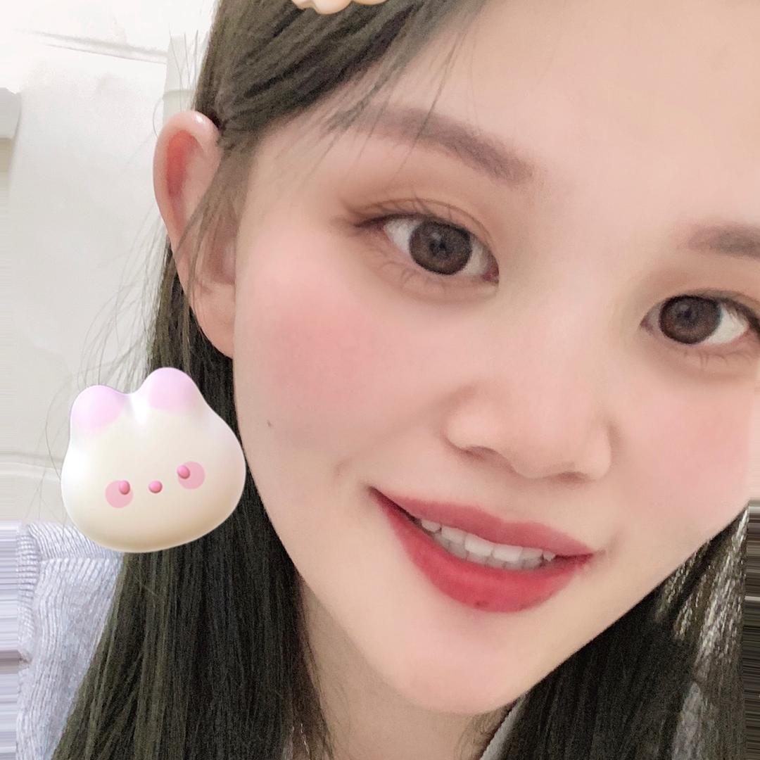 小西西（抖❤️）