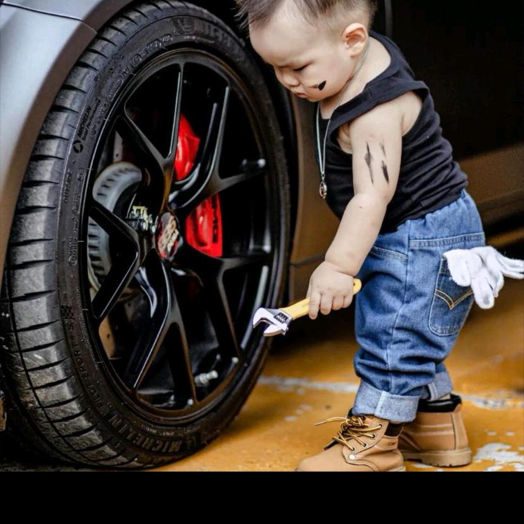 安久.汽车