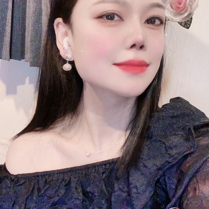 任雪榕欧韩女装店