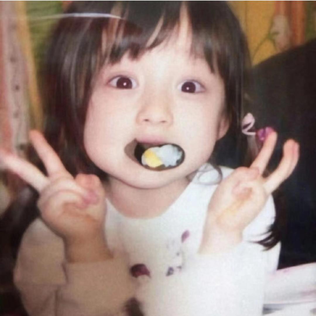 腼腆小美