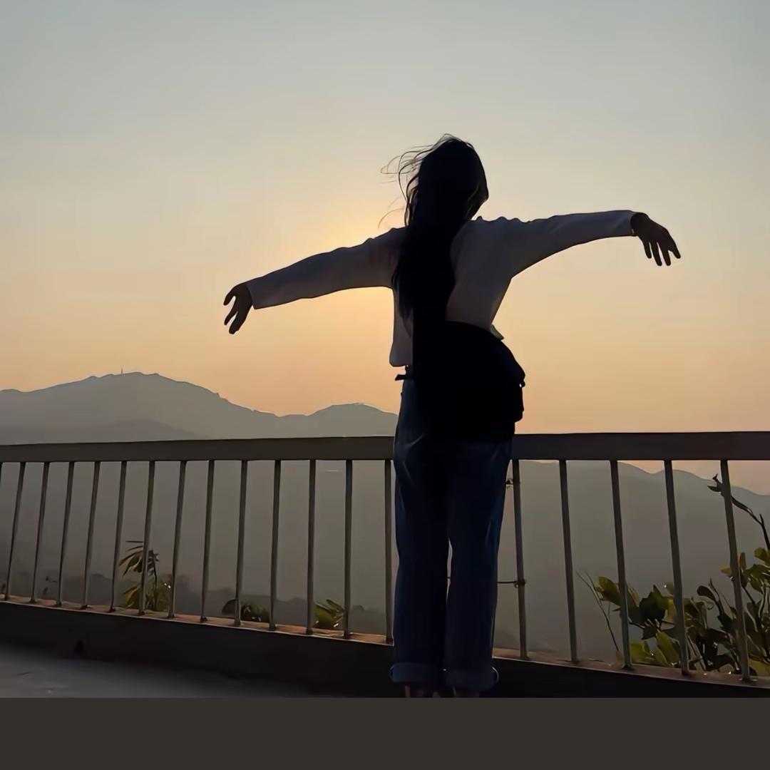 李栗栗🌰