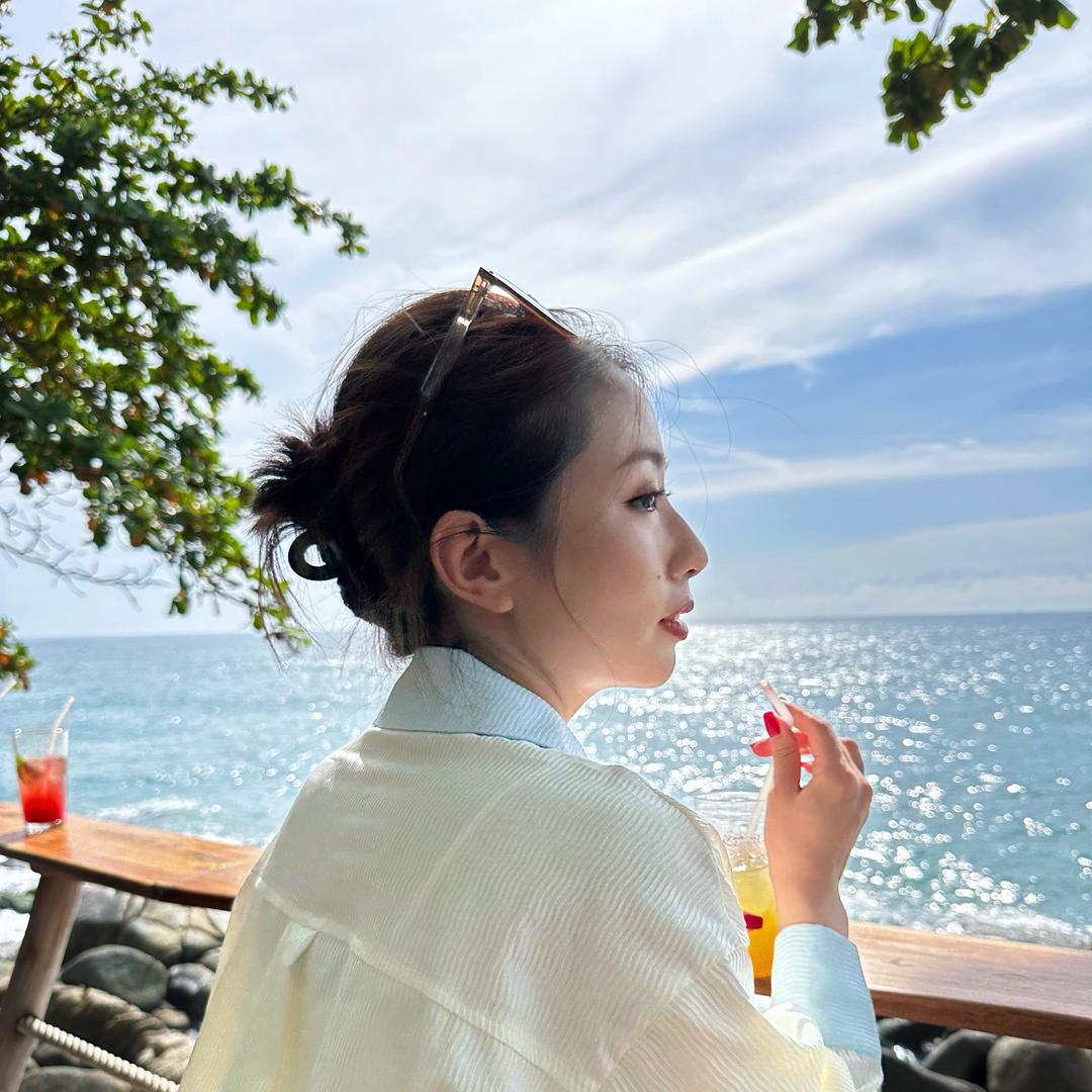 Julie Hwang