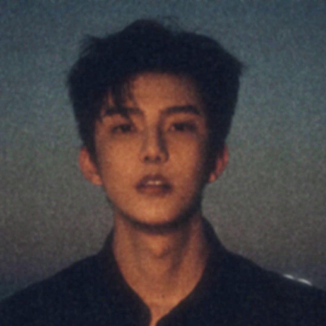 明📷