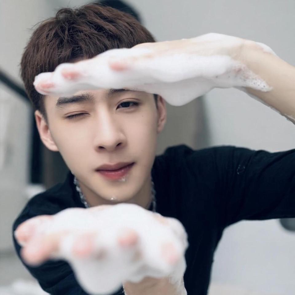 李佳庆
