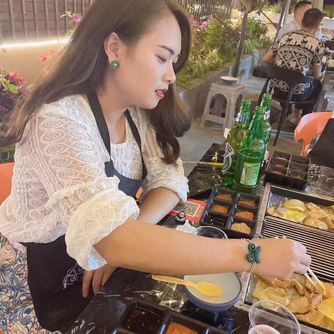 A过来我有话跟你说。