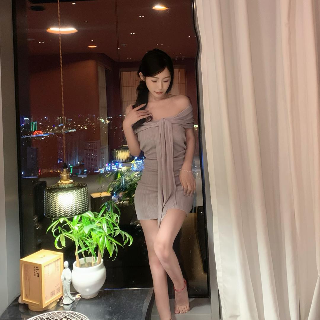 梨涡姐姐