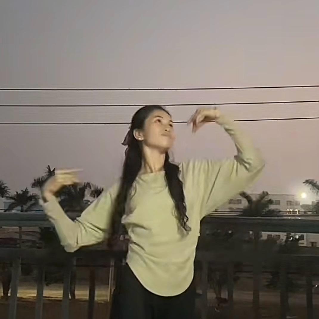 静静，