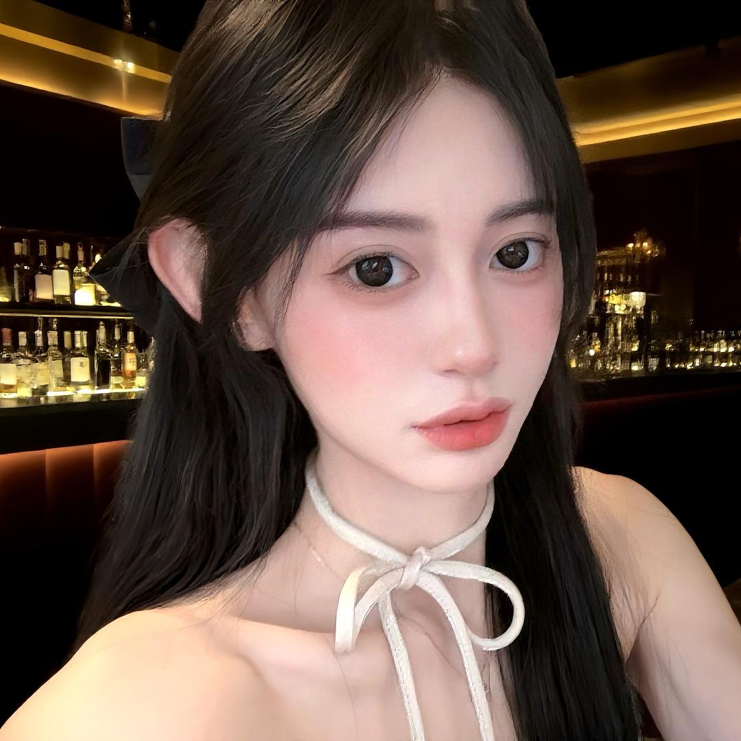 小嗯、
