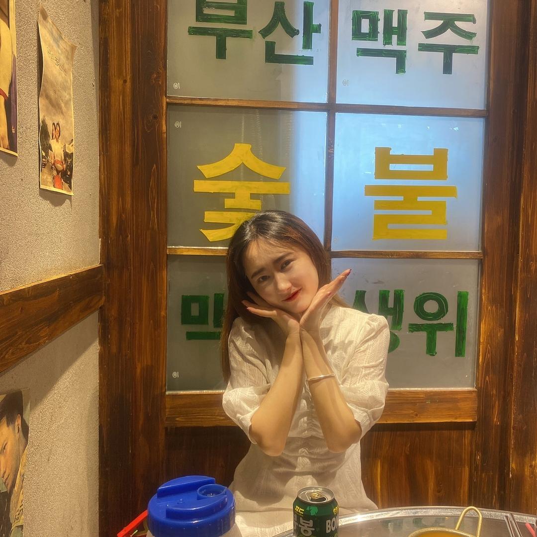 小崔不吃香菜~