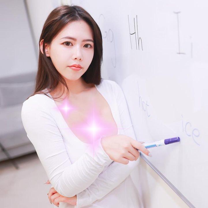 英文老师Nina