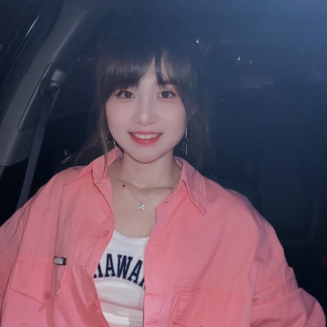 我是婷婷吖