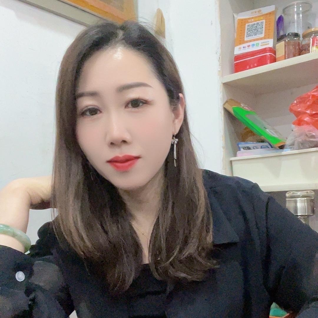 花云平价服装店