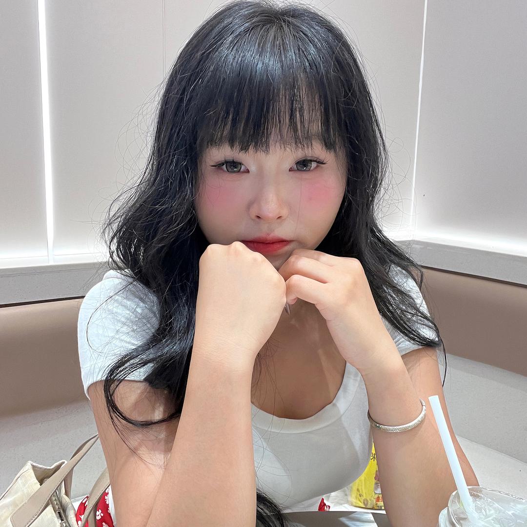23.