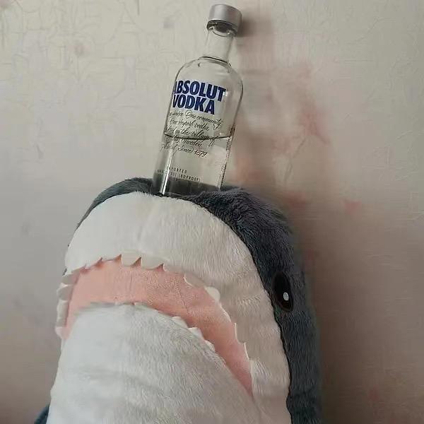 酗酒小鲨鱼