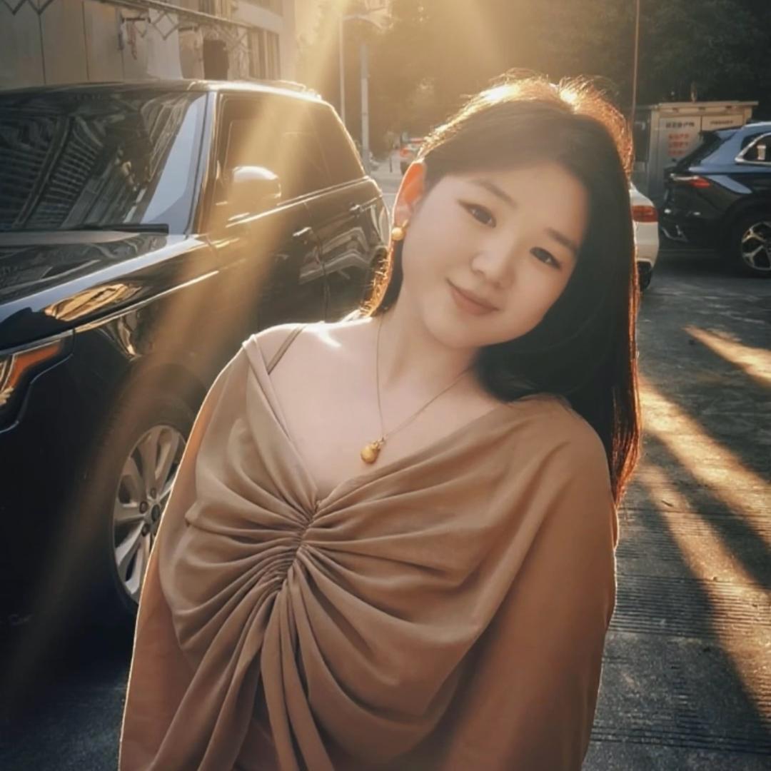杨桃圆啊圆