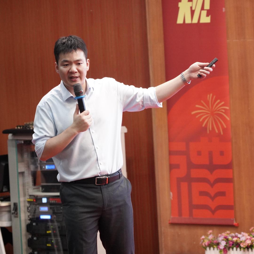 东莞升学李老师
