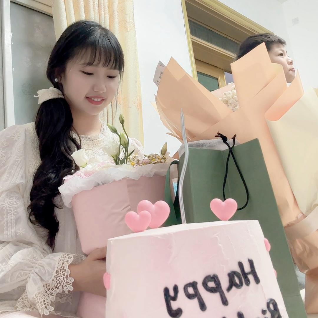 小菲要努力