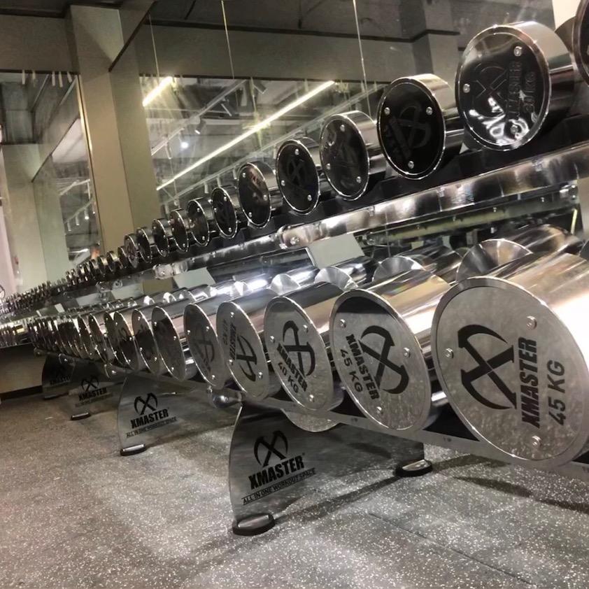 美瑞斯特游泳健身吕经理