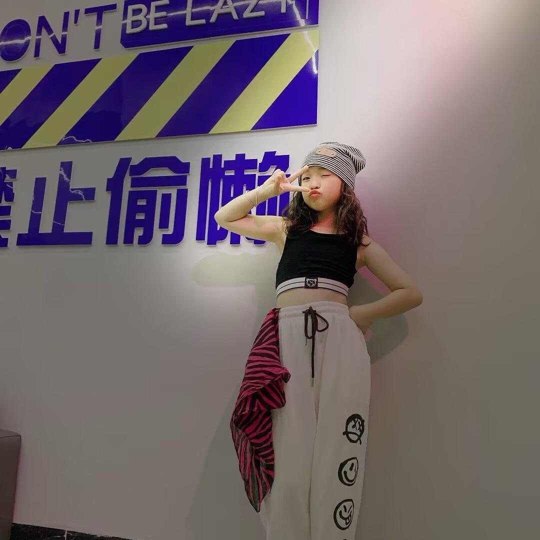 Al萱萱