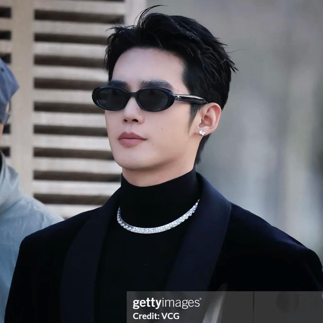 果木烤鸭【鹿鸣中学东50米】