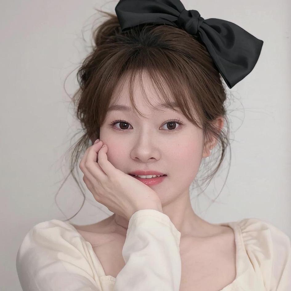 八月👩