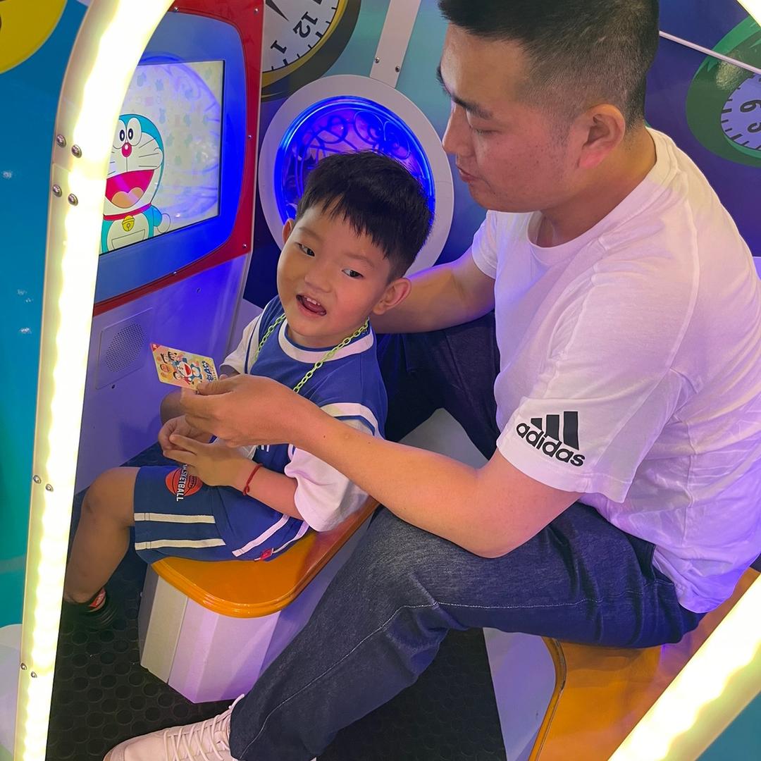 房产中噶周sir。