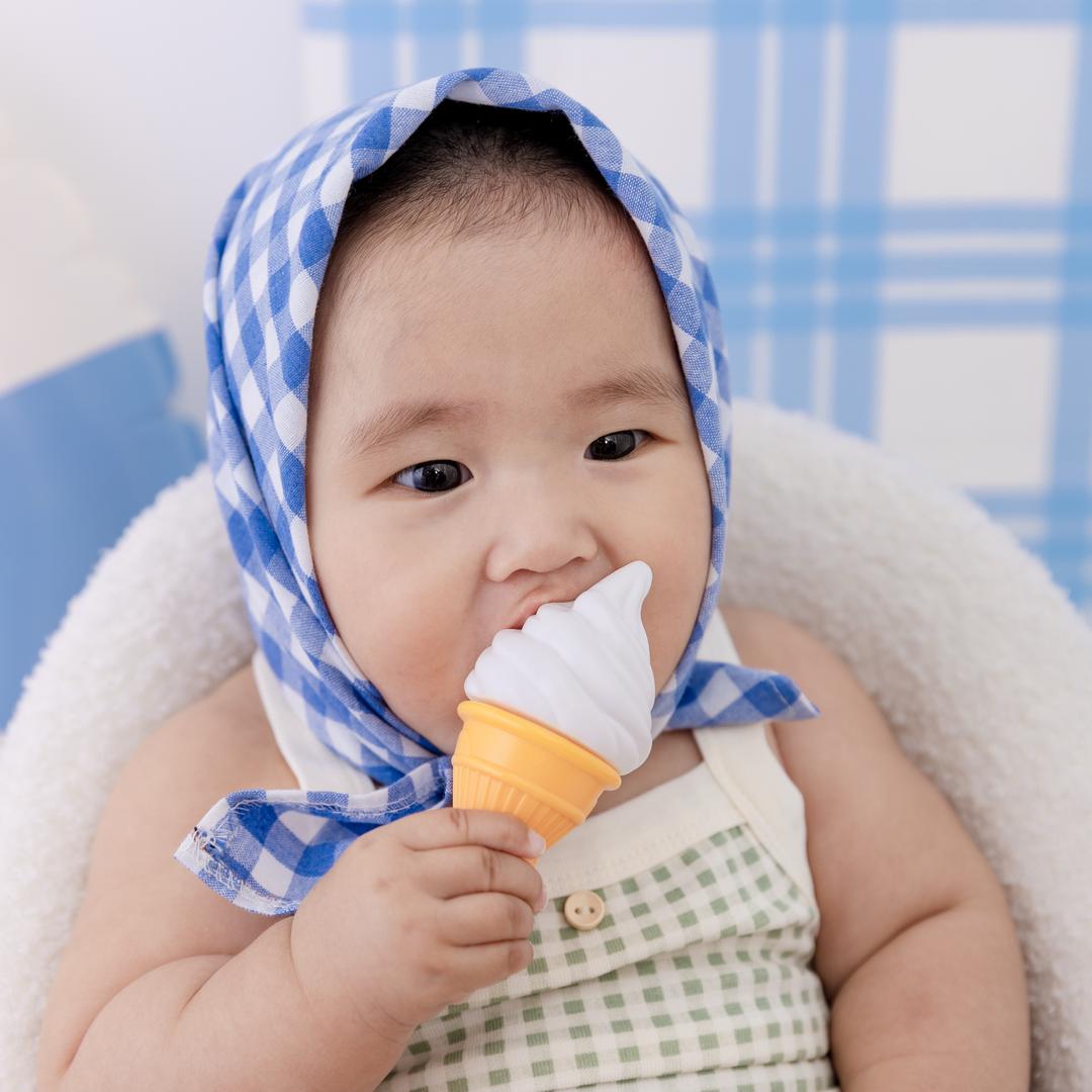 石榴宝贝🍼