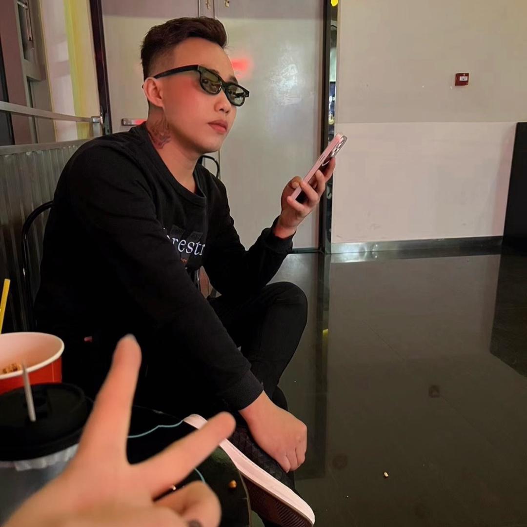 博白小七